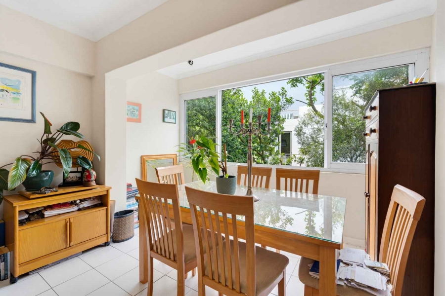 2 Bedroom Property for Sale in Green Point Western Cape